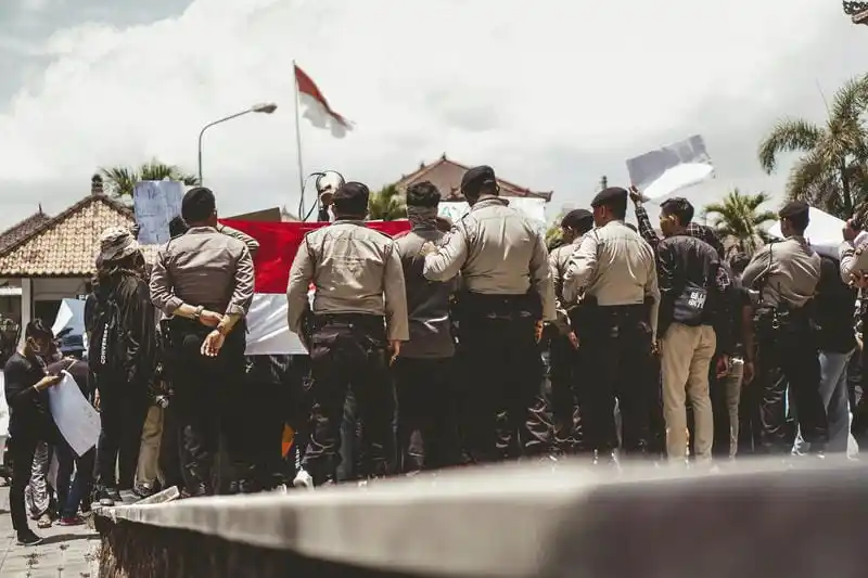 Siapa Dapat Warisan Jika Suami Meninggal dan Belum Punya Anak